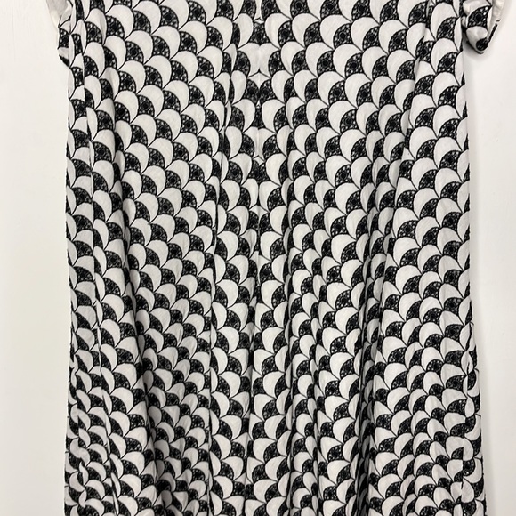 Jessie Liu black and white patterned dress - Picture 3 of 11